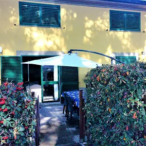 Casa Al Mare Con Giardino 